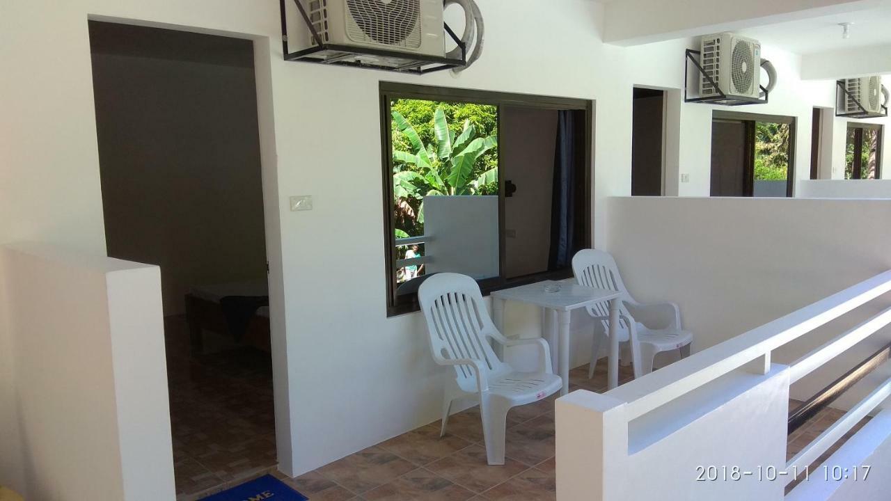Jalyn'S Resort Sabang Puerto Galera Exterior foto