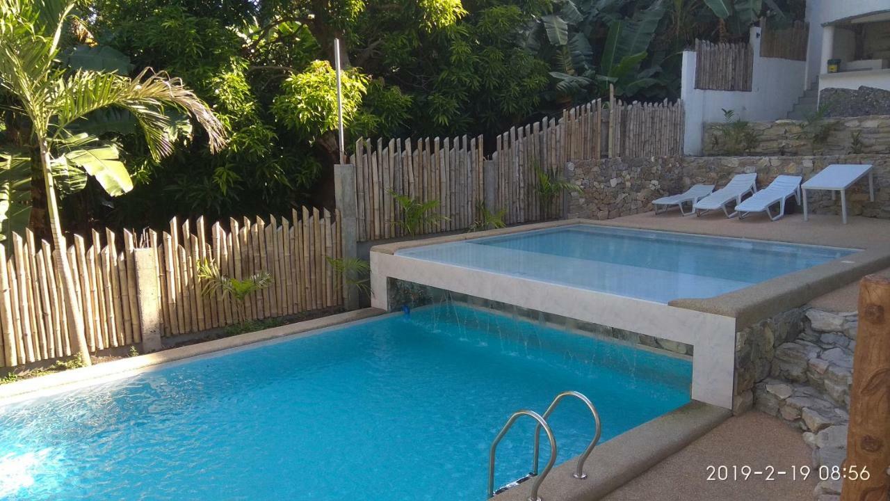 Jalyn'S Resort Sabang Puerto Galera Exterior foto
